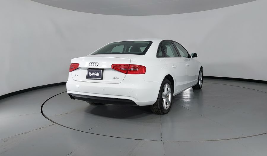 Audi A4 2.0 TFSI TRENDY PLUS MULTITRONIC Sedan 2013