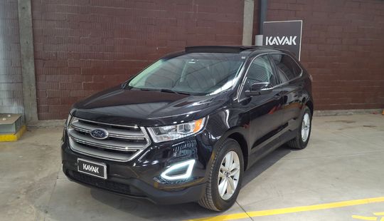 Ford • Edge