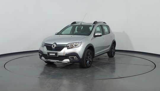 Renault • Sandero Stepway