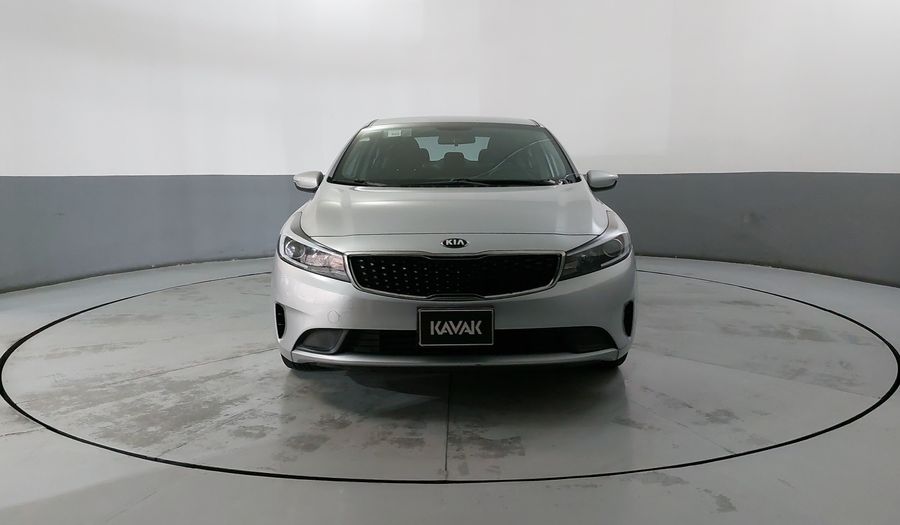 Kia Forte 2.0 L MT Sedan 2017