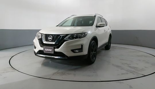 Nissan • X-Trail