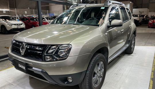 Renault • Duster