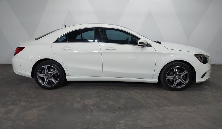 Mercedes Benz Clase Cla 1.6 CLA 200 SPORT DCT Coupe 2018