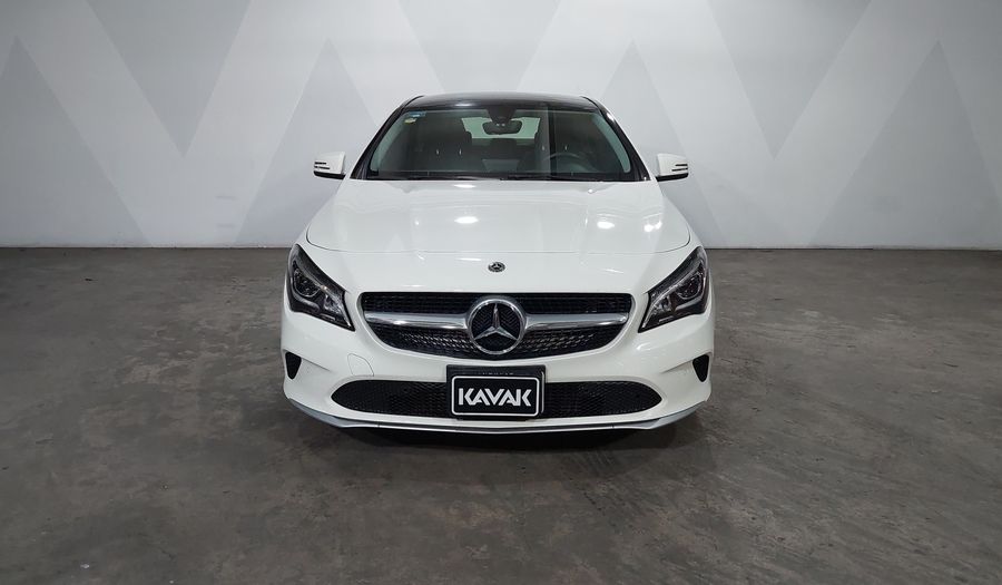 Mercedes Benz Clase Cla 1.6 CLA 200 SPORT DCT Coupe 2018