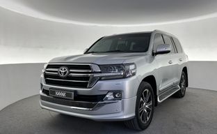 Toyota • Land Cruiser