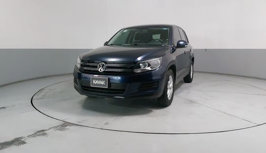 Volkswagen • Tiguan