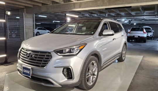 Hyundai • Santa Fe