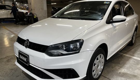 Volkswagen • Vento