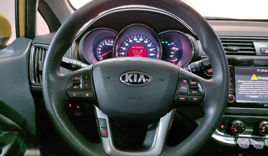 Kia Rio 1.6 EX MT Hatchback 2017