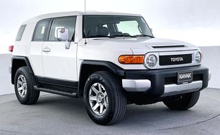 Toyota • FJ Cruiser