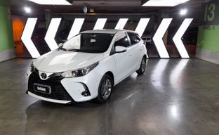 Toyota • Yaris