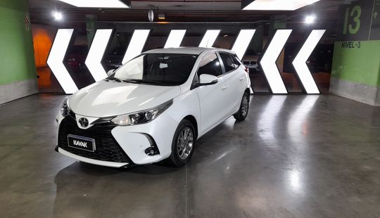 Toyota • Yaris