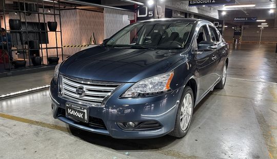 Nissan • Sentra