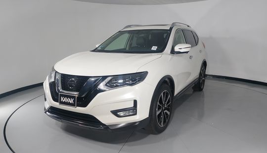 Nissan • X-Trail