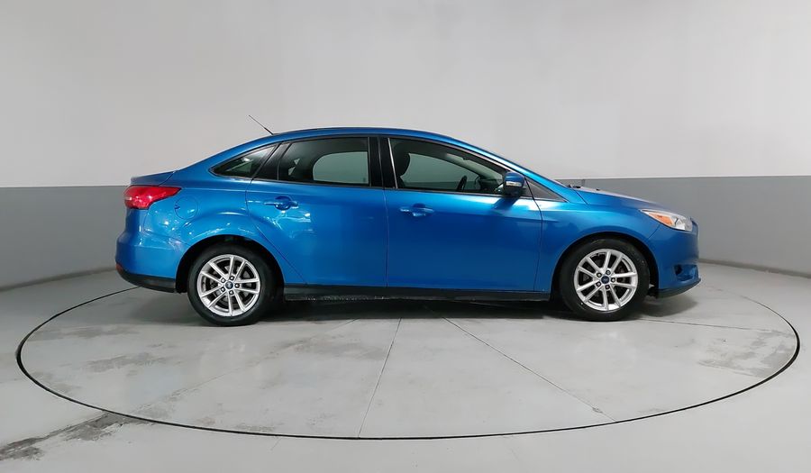 Ford Focus 2.0 SE AT Sedan 2015