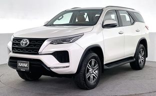 Toyota • Fortuner