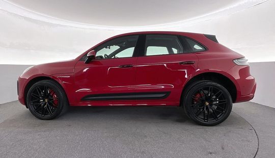 Porsche • Macan