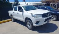 Toyota Hilux 2.4 CD DX MT 4X4 Pickup 2017