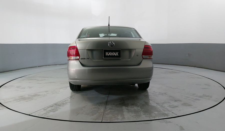 Volkswagen Vento 1.6 ACTIVE TIPTRONIC Sedan 2014