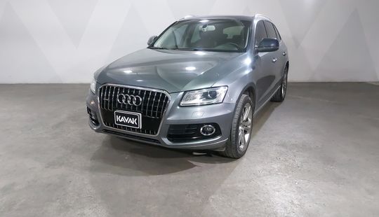 Audi • Q5