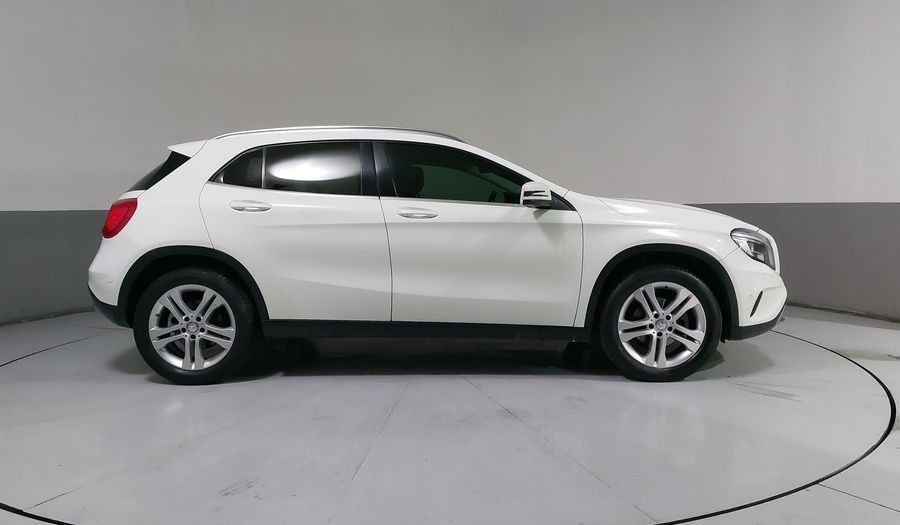 Mercedes Benz Clase Gla 1.6 GLA 200 CGI SPORT Suv 2016