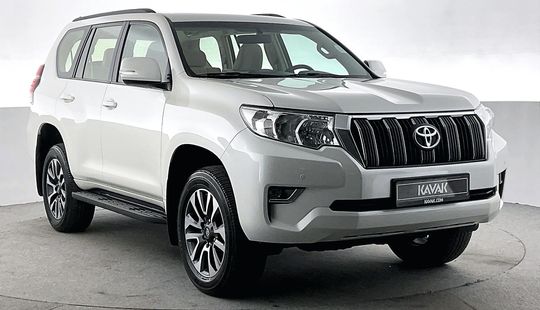 Toyota • Land Cruiser Prado