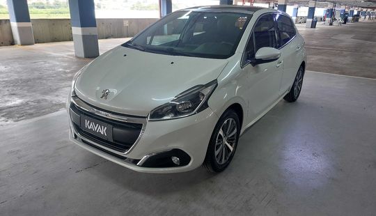 Peugeot • 208