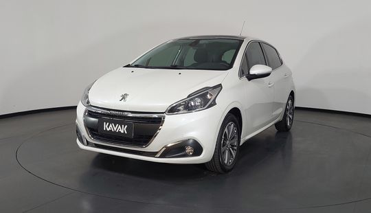 Peugeot • 208