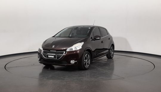 Peugeot • 208