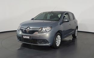 Renault • Sandero