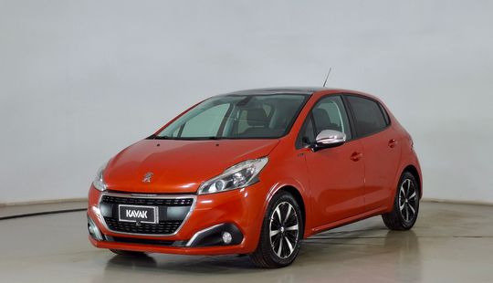 Peugeot • 208