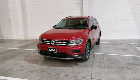 Volkswagen • Tiguan