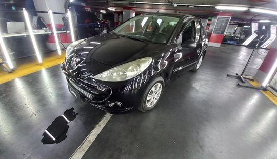 Peugeot • 207