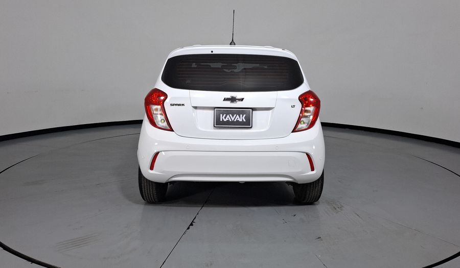 Chevrolet Spark 1.4 LT B MT Hatchback 2017