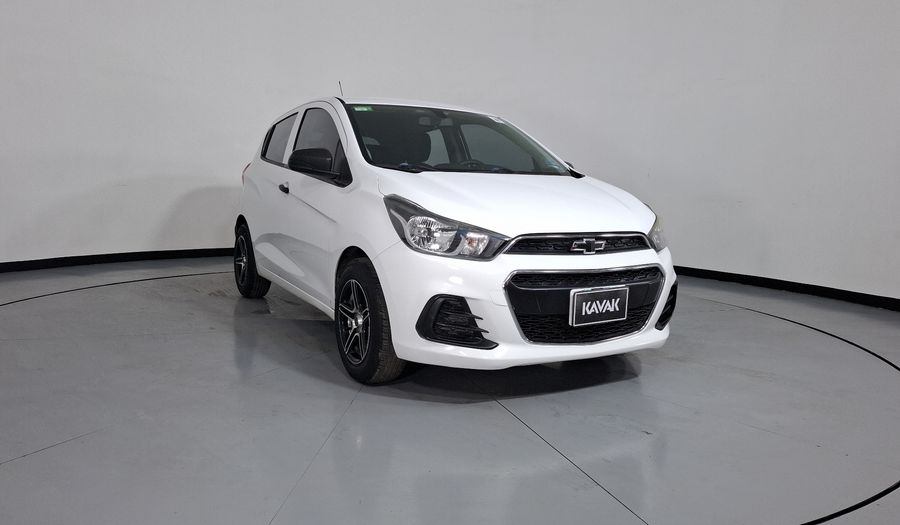 Chevrolet Spark 1.4 LT B MT Hatchback 2017