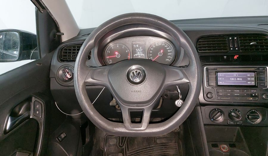 Volkswagen Vento 1.6 COMFORTLINE MT Sedan 2016