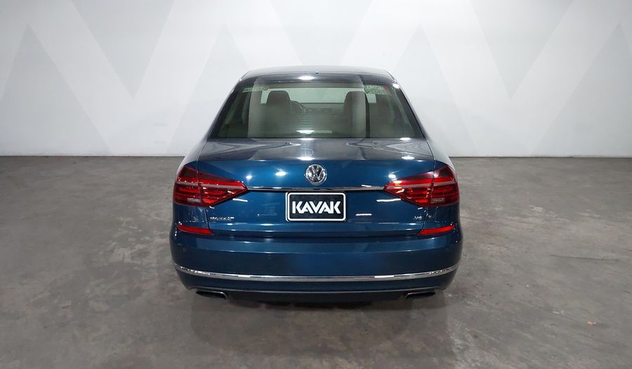 Volkswagen Passat 3.6 V6 AUTO Sedan 2018