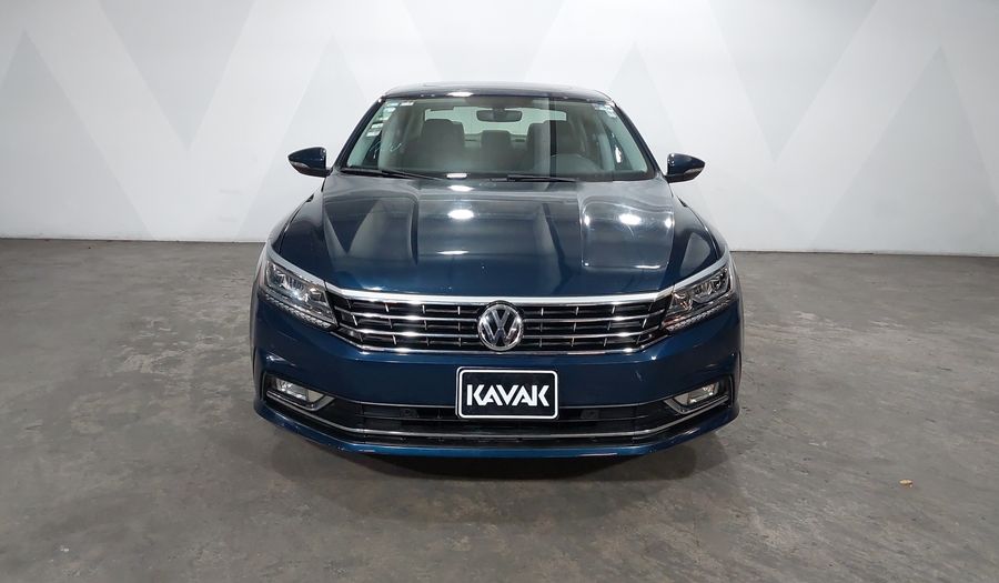 Volkswagen Passat 3.6 V6 AUTO Sedan 2018