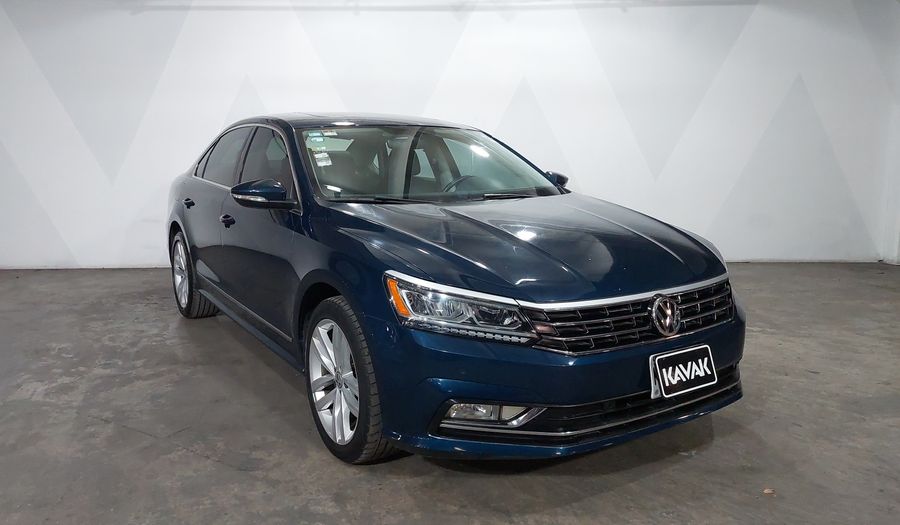 Volkswagen Passat 3.6 V6 AUTO Sedan 2018