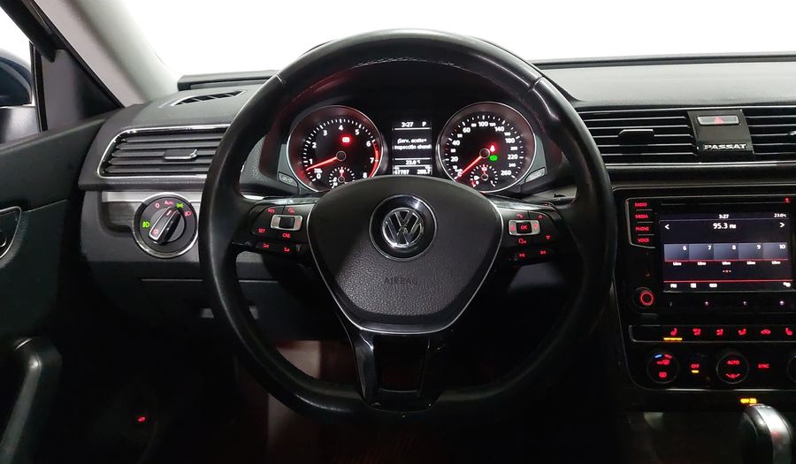 Volkswagen Passat 3.6 V6 AUTO Sedan 2018