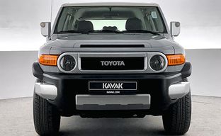 Toyota • FJ Cruiser