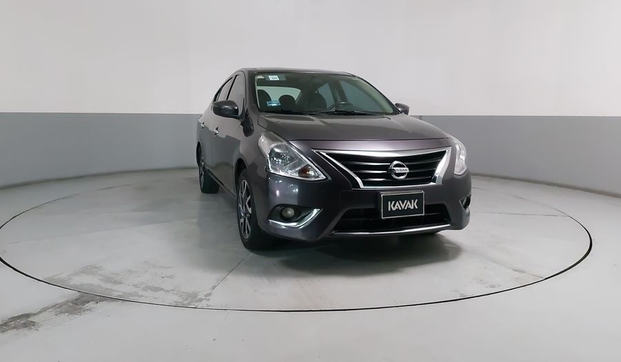 Nissan Versa 1.6 EXCLUSIVE TA AC Sedan 2015