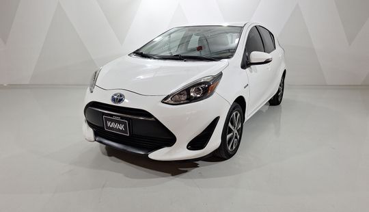 Toyota • Prius C