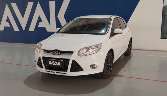 Ford Focus TITANIUM-2015