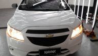 Chevrolet Onix 1.4 LT Hatchback 2015