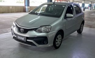 Toyota • Etios