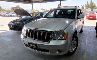 Jeep • Grand Cherokee