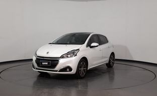 Peugeot • 208