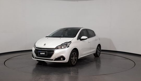 Peugeot • 208