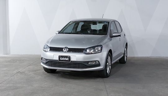 Volkswagen • Polo